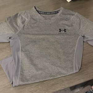 Under Armour Men's Two-Tone Gray Long Sleeve Tee